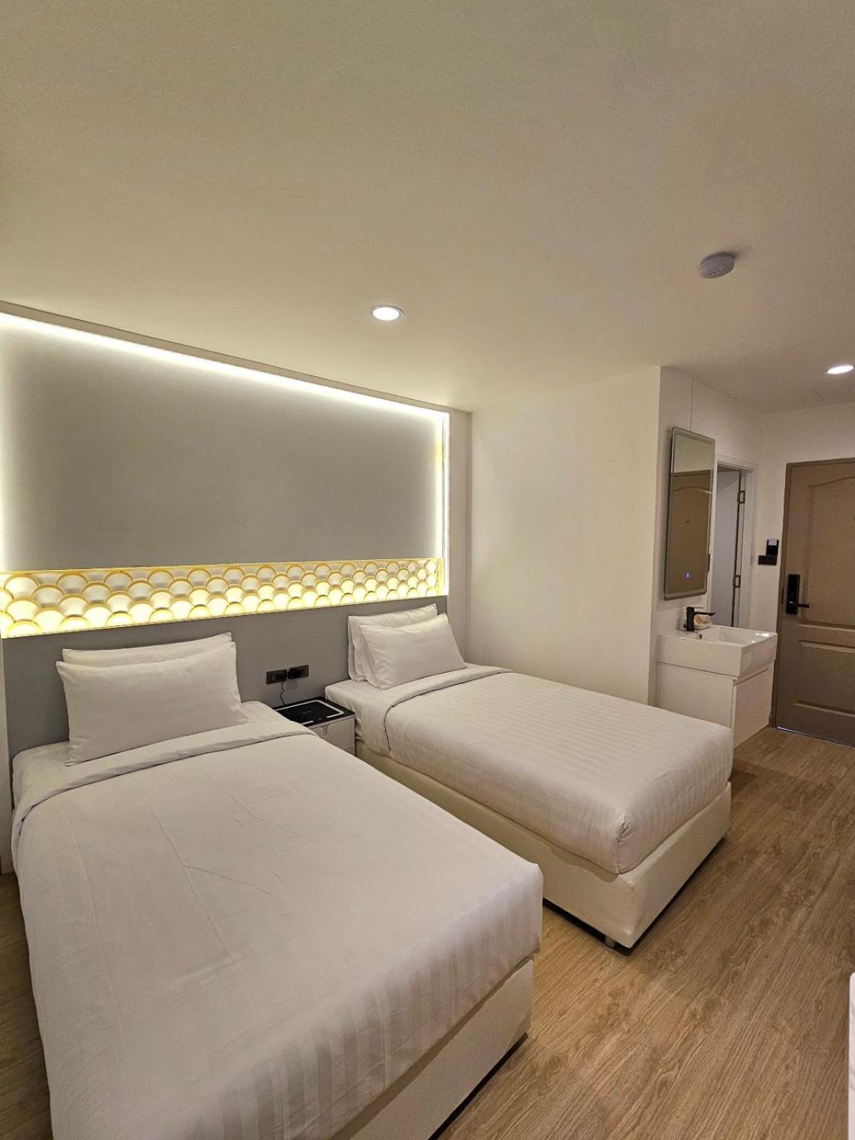 Aparthotel Arawana Express Sukhumvit 22 Bangkok Exterior foto