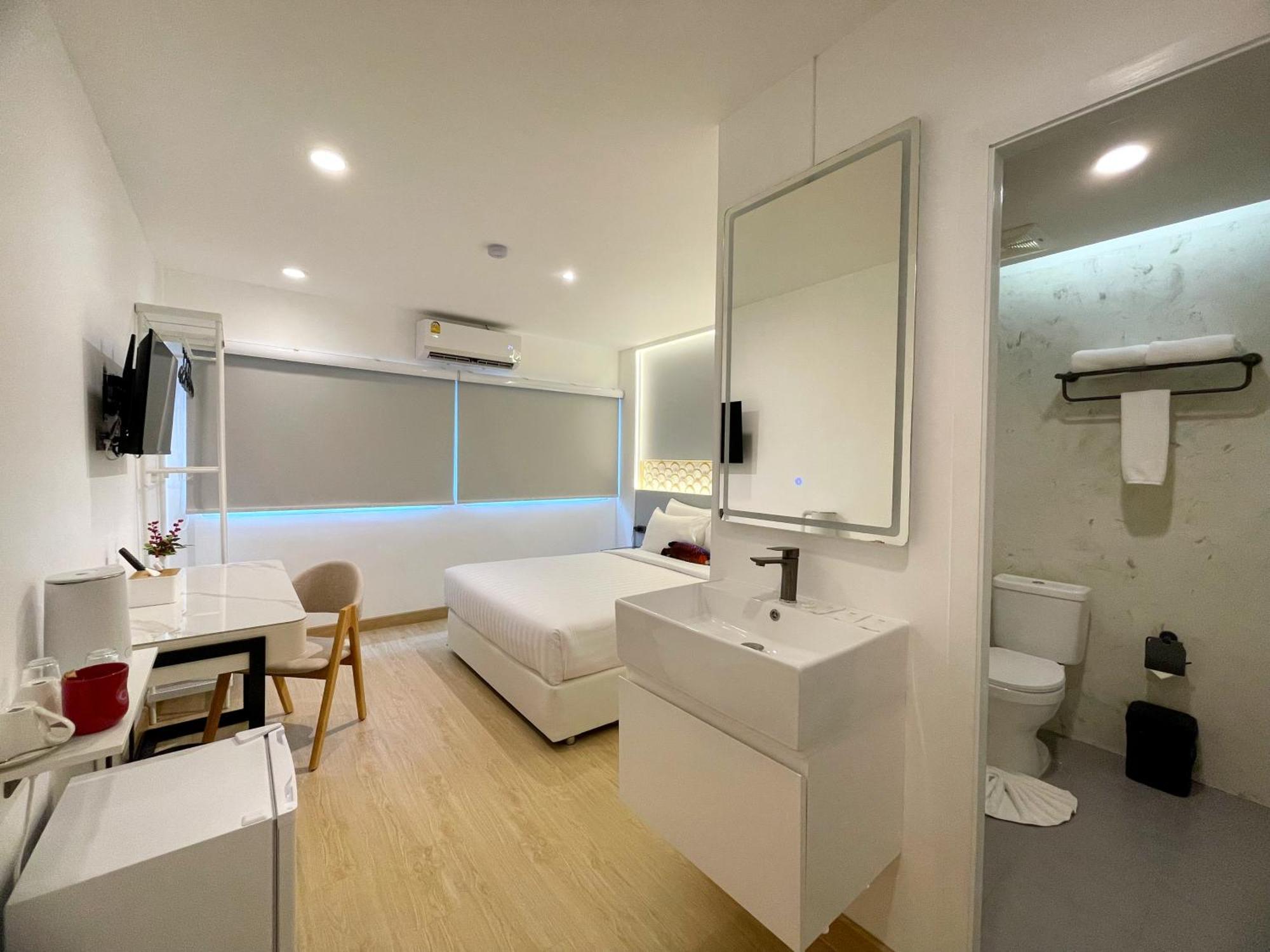 Aparthotel Arawana Express Sukhumvit 22 Bangkok Exterior foto