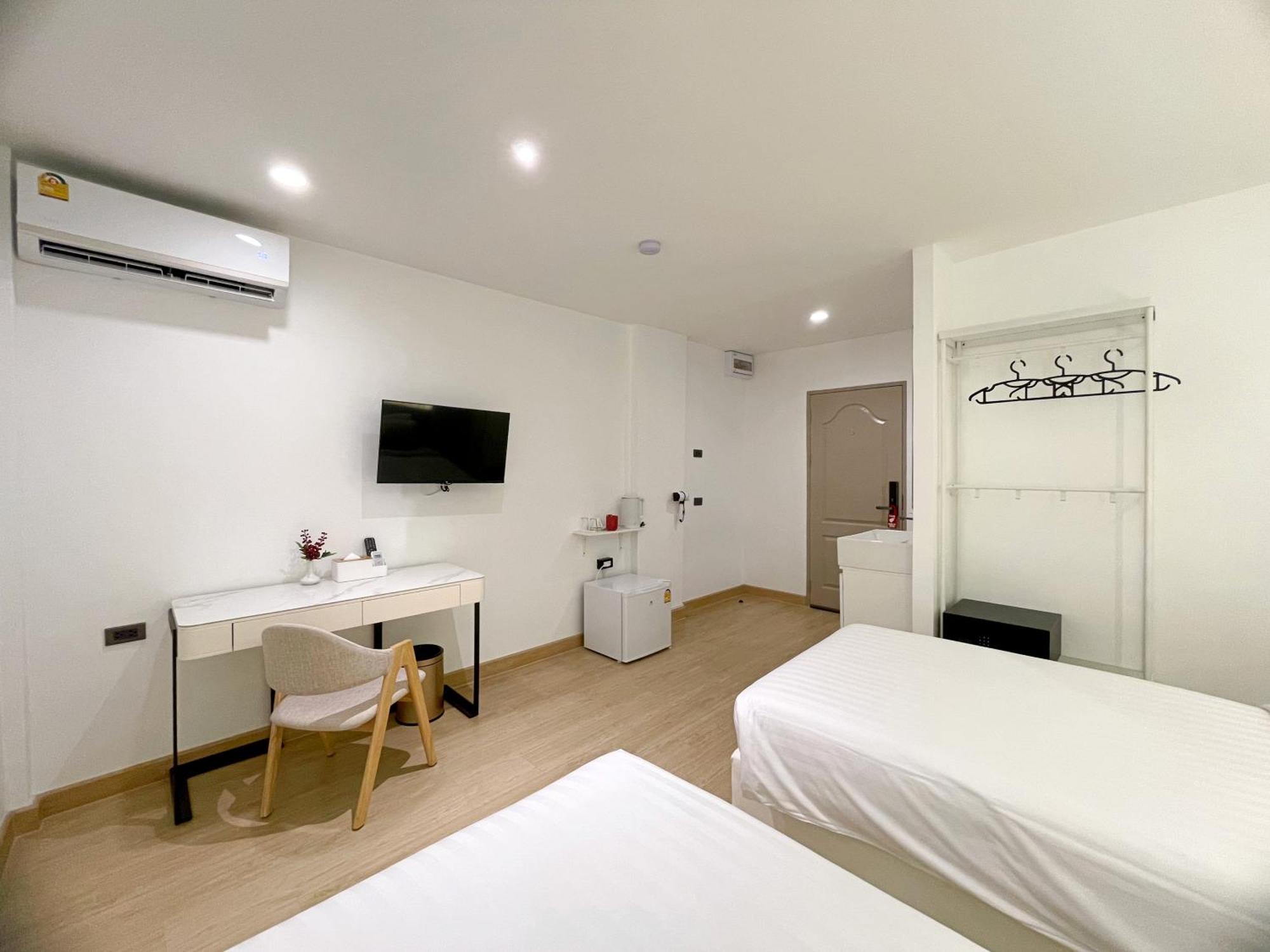 Aparthotel Arawana Express Sukhumvit 22 Bangkok Exterior foto